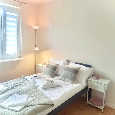 Z Widokiem Na Morze Przy Plazy Babie Doly Apartmán